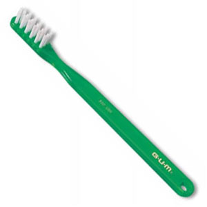Butler Dr. Bass Right Kind Toothbrush 300